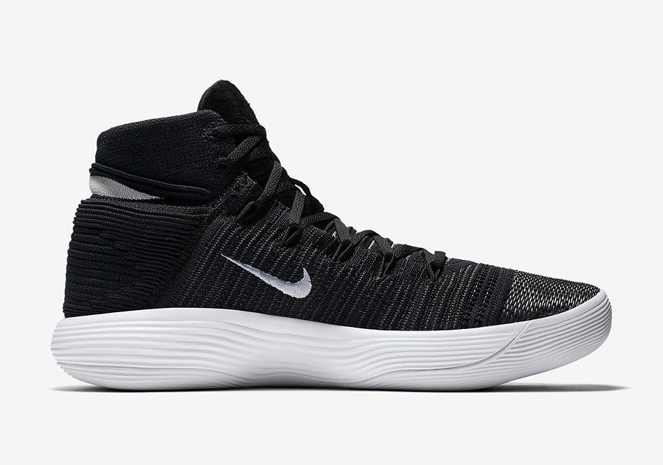 hyperdunk flyknit low