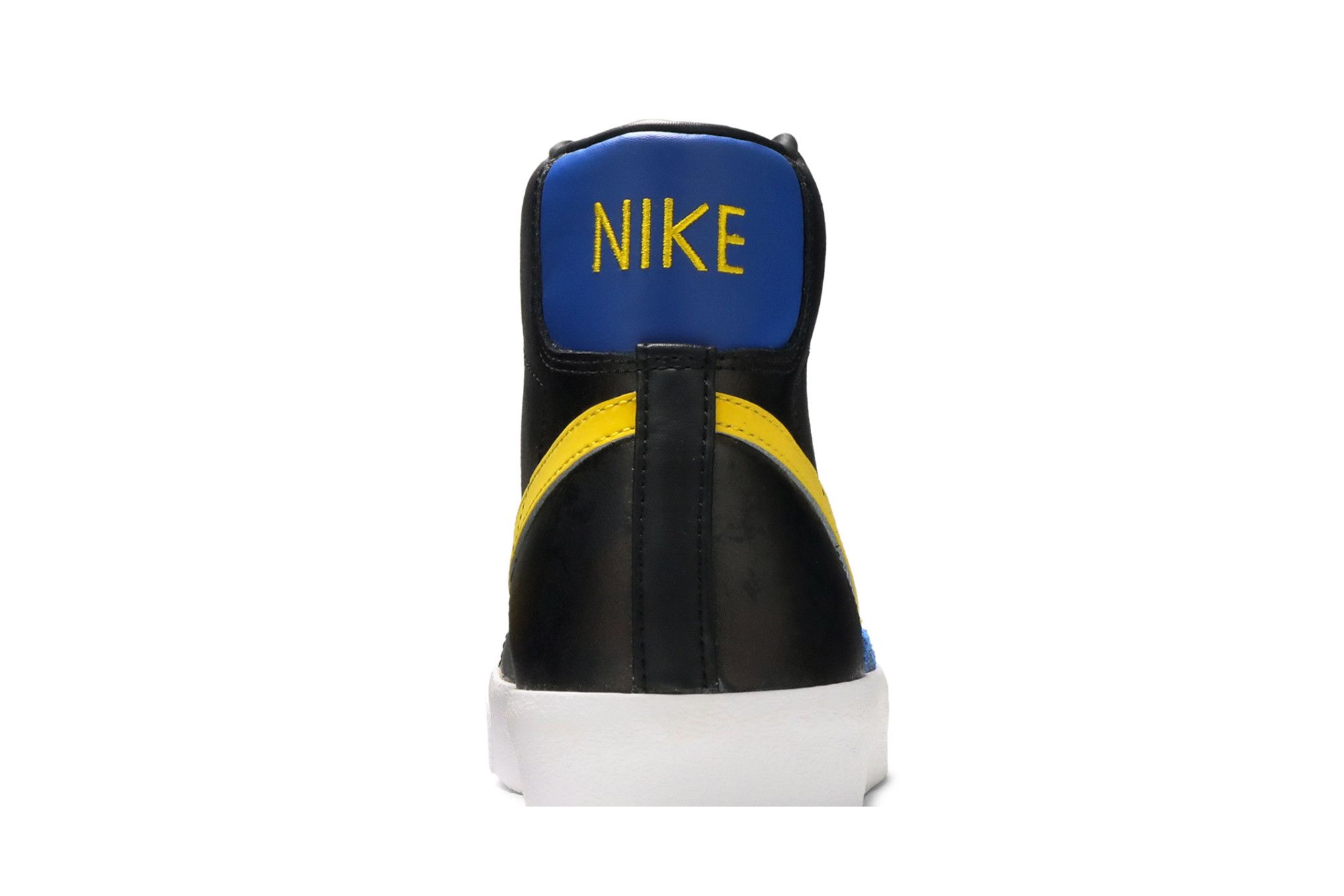 NIKE BLAZER MID Peace Love and Basketball Athletic Shoes NIKE BLAZER Men\'s Sz 10 Nike SB Zoom Blazer Mid Skate Shoes. Nike.com main image 3