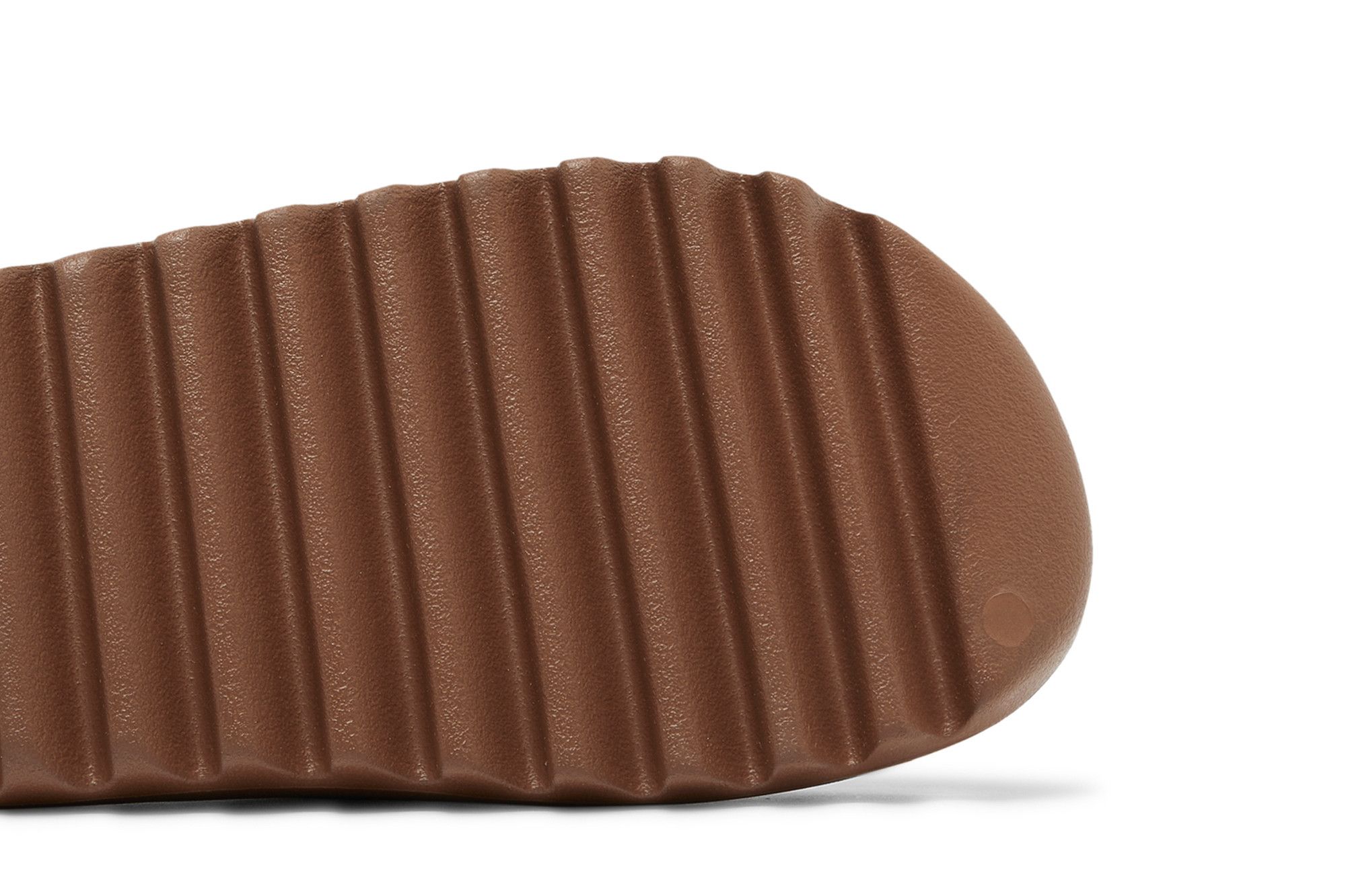 Deals on Men's Yeezy Slides 'Flax' on Sneakers.com