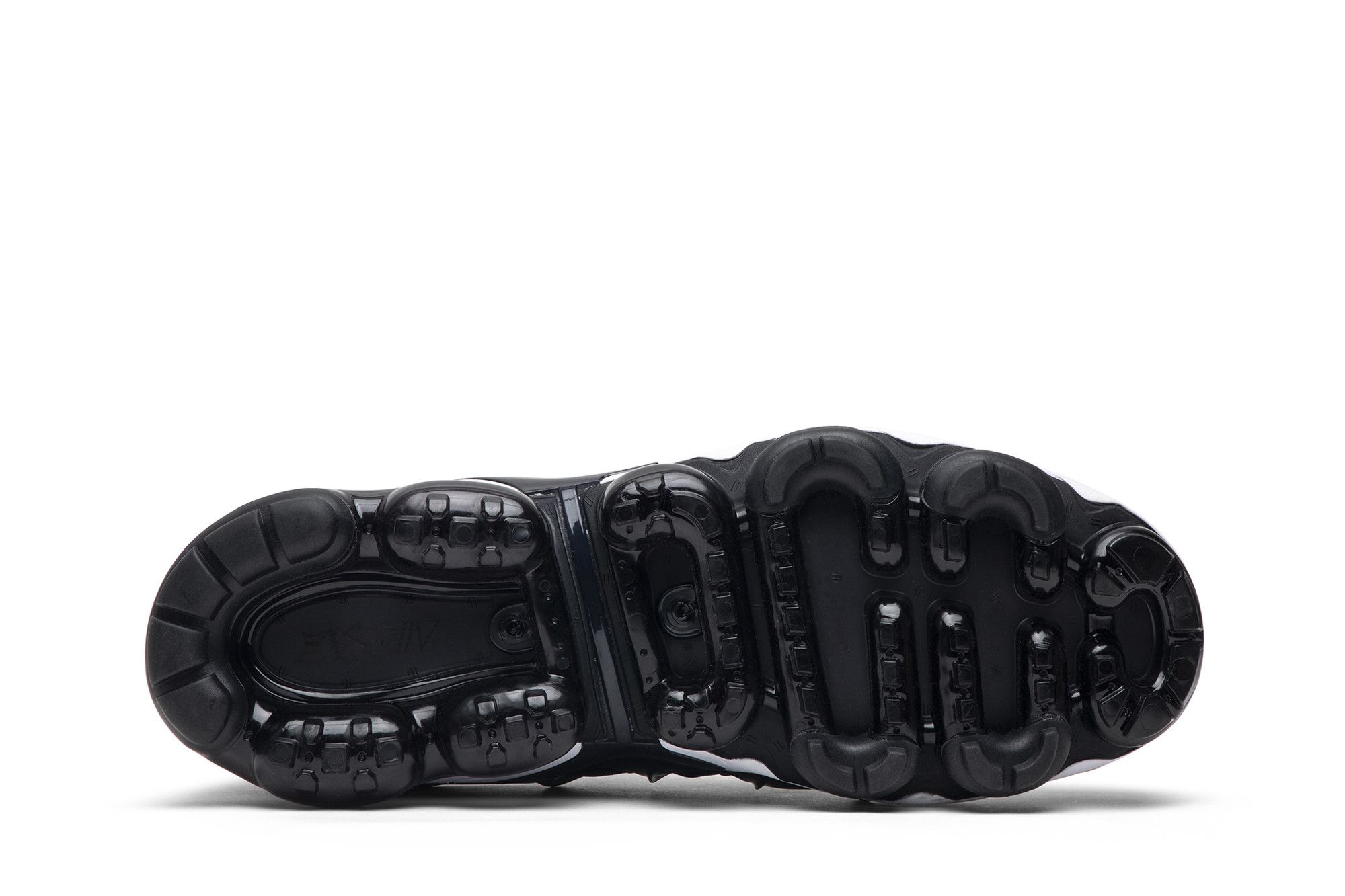 vapormax plus overbranding