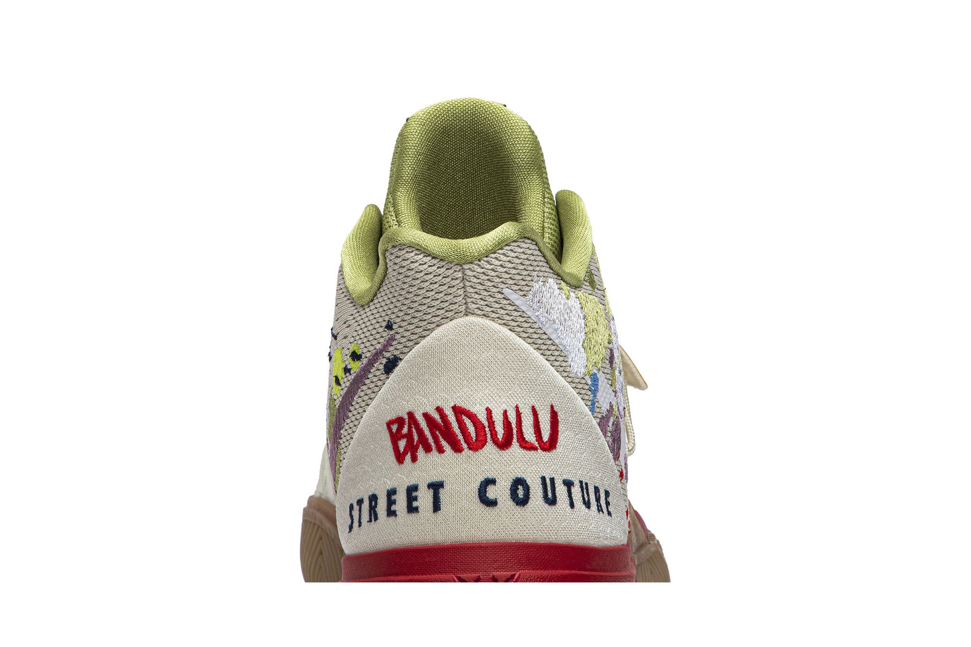 Bandulu x Kyrie 5 \'Embroidered Splatters\' Deals on Men main image 4