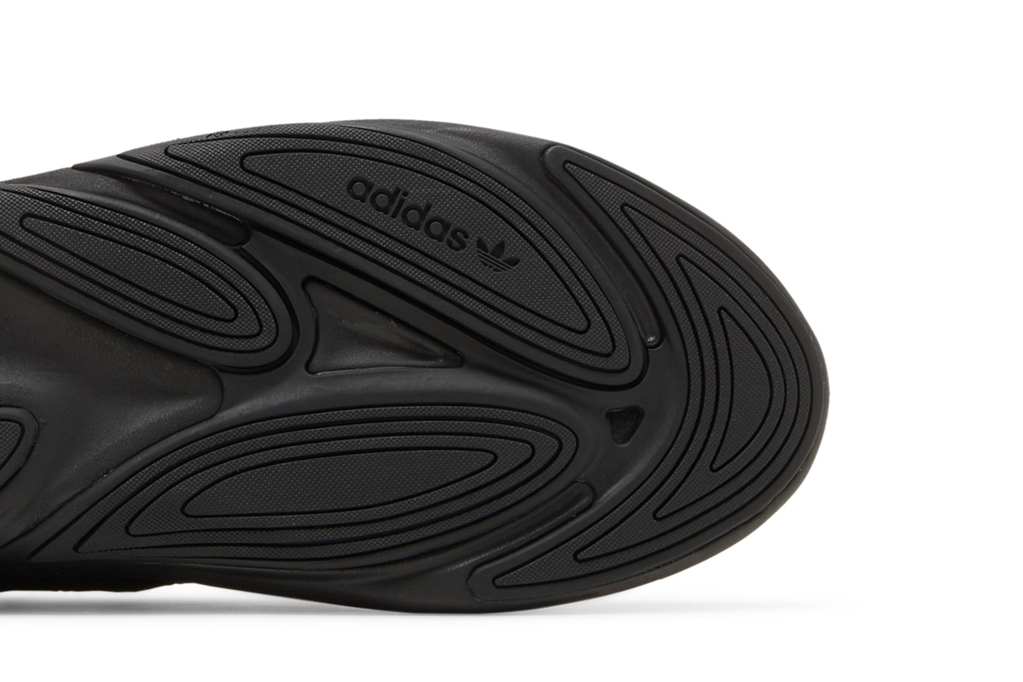 Deals on Men's Ozelia 'Black White' on Sneakers.com