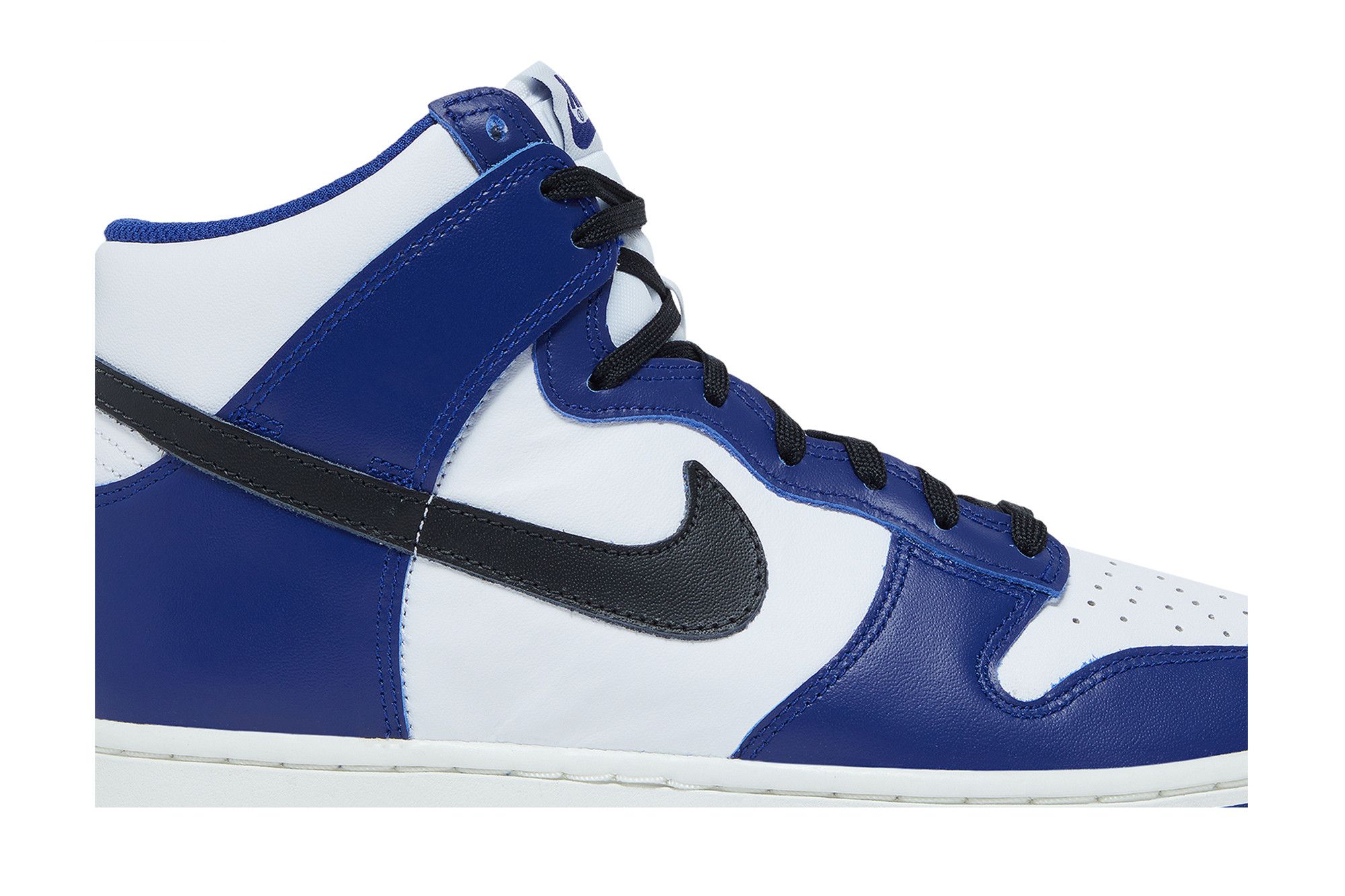 スニーカー Nike WMNS Dunk High 