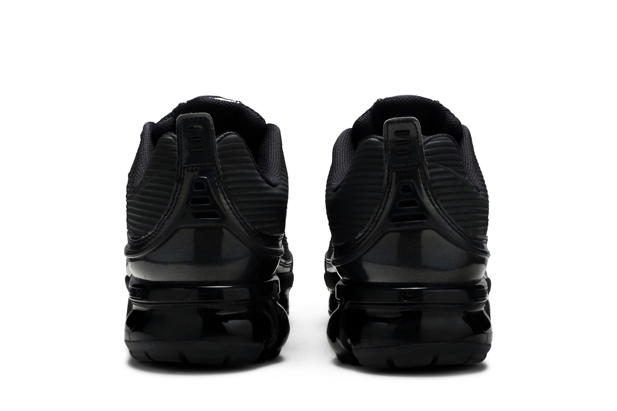 all black vapormax 360