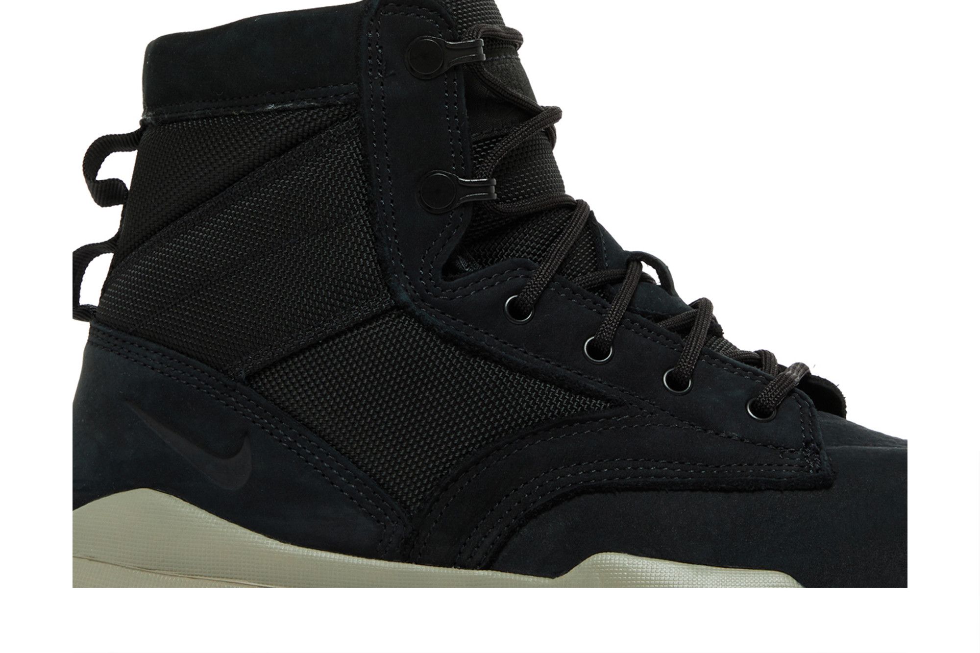 Nike SFB Field 6\