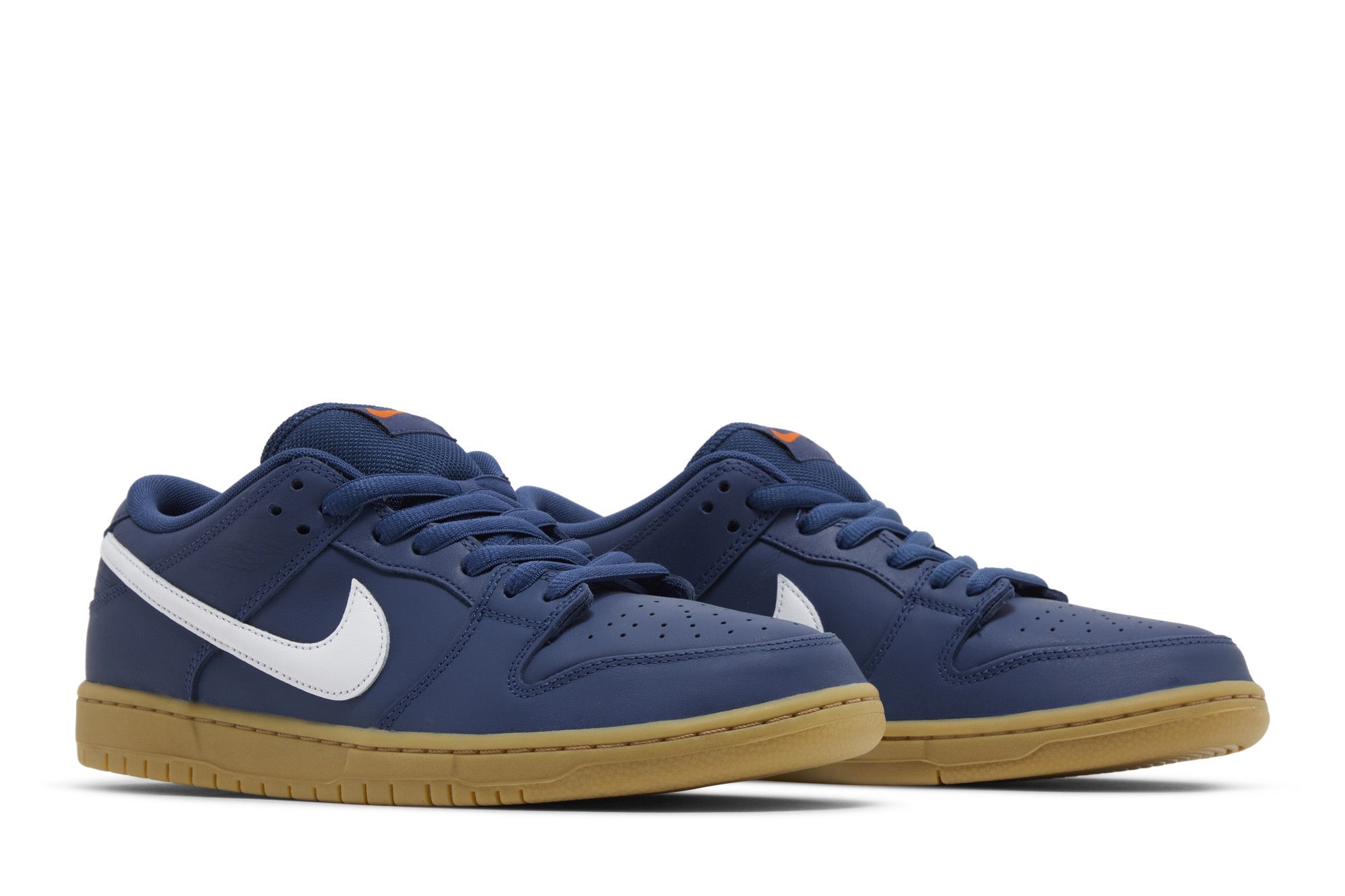 Deals on Men's Dunk Low Pro SB 'Navy Gum' on Sneakers.com