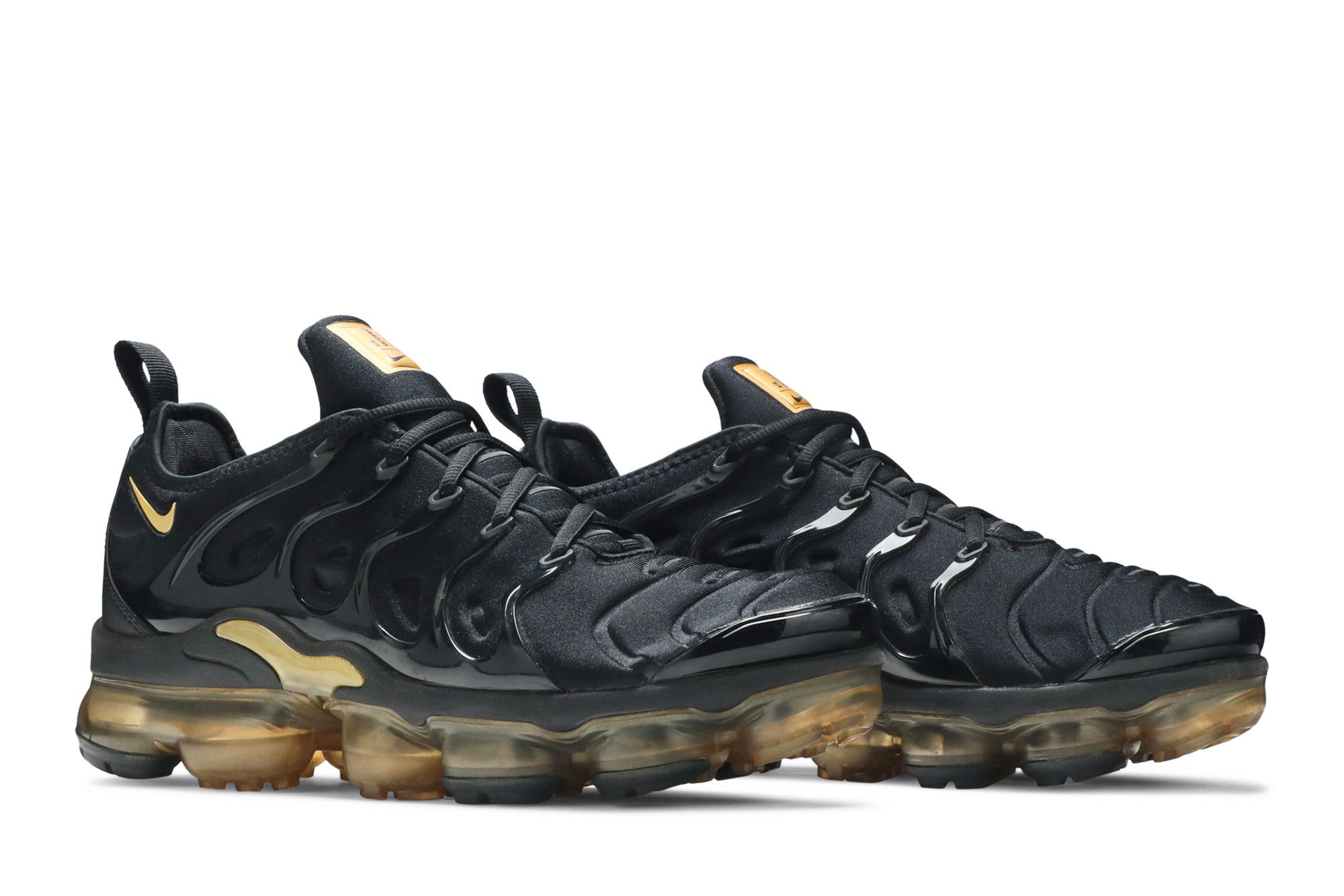 Nike Black and Gold VaporMax Plus Sneakers ? JUST IN‼️NIKE AIR VAPORMAX PLUS “BLACK / GOLD” SIZES 7.5  main image 3