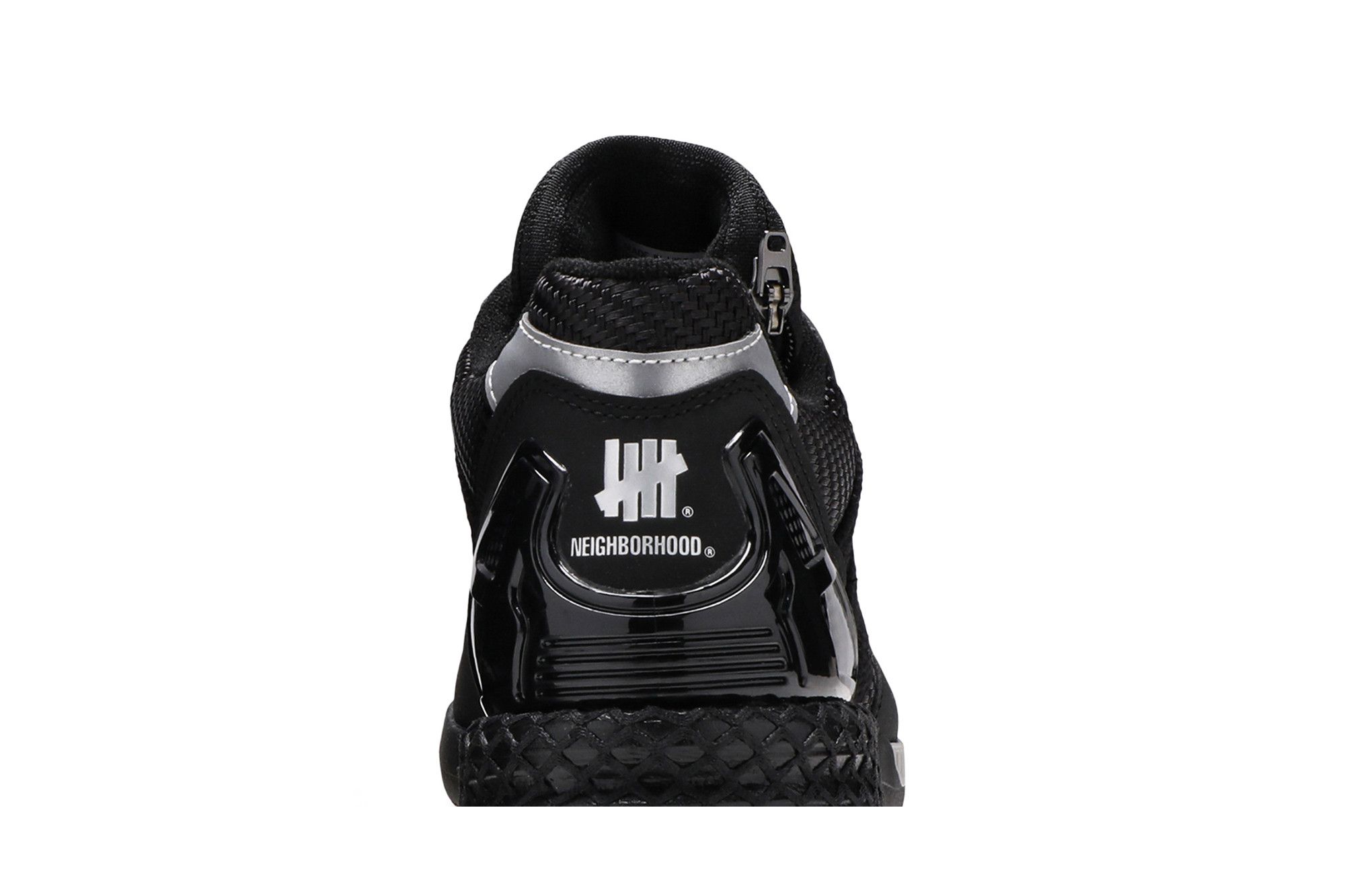 Deals on Men's Undefeated x Neighborhood x ZX 8000 'Black Gum' on