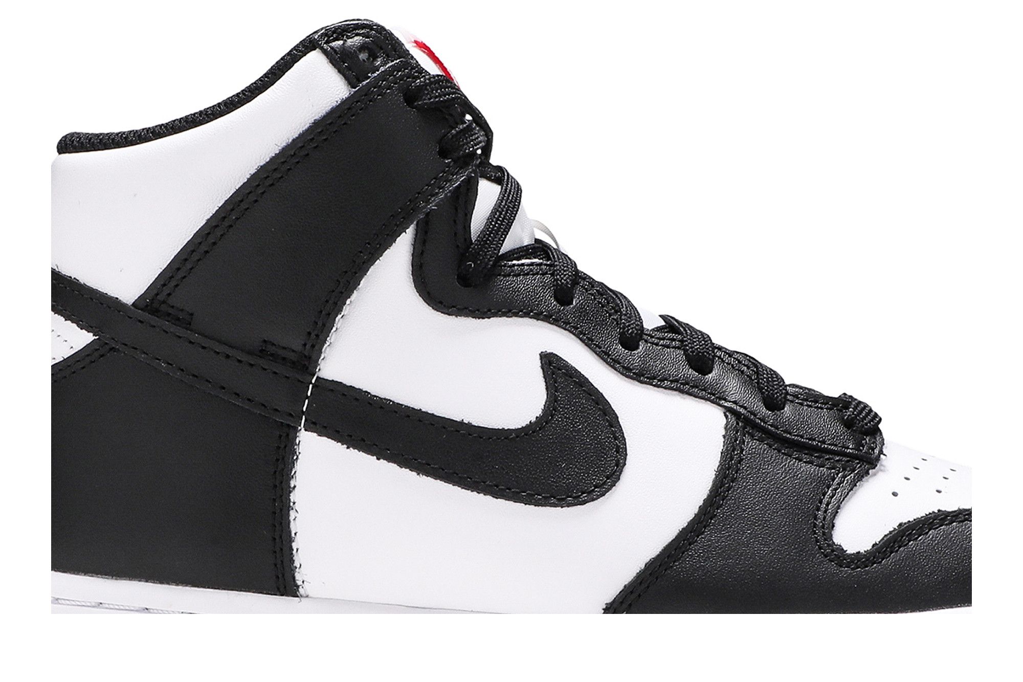 Deals on Women's Dunk High 'Black White' on Sneakers.com