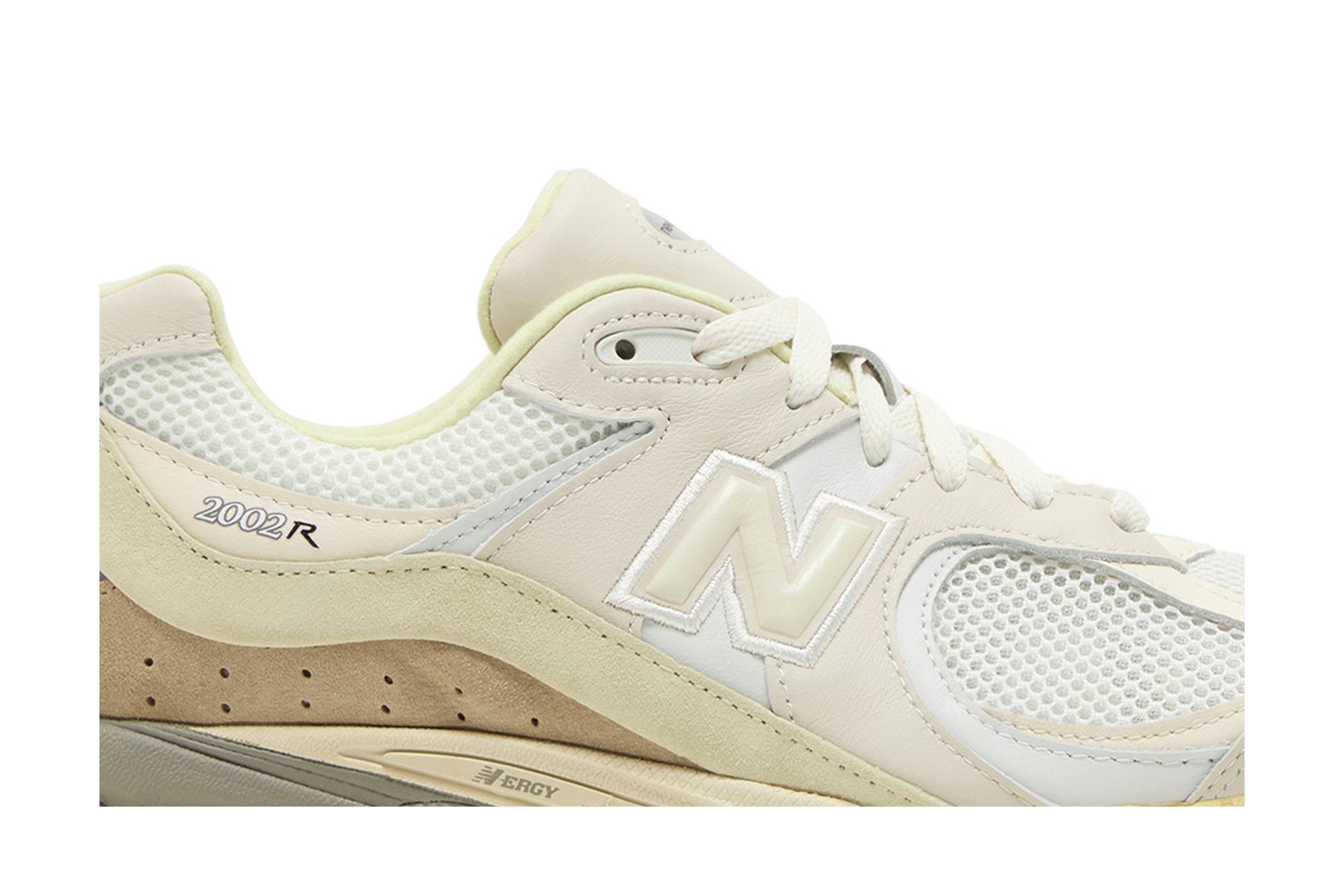 Deals on Men's AURALEE x 2002R 'White' on Sneakers.com