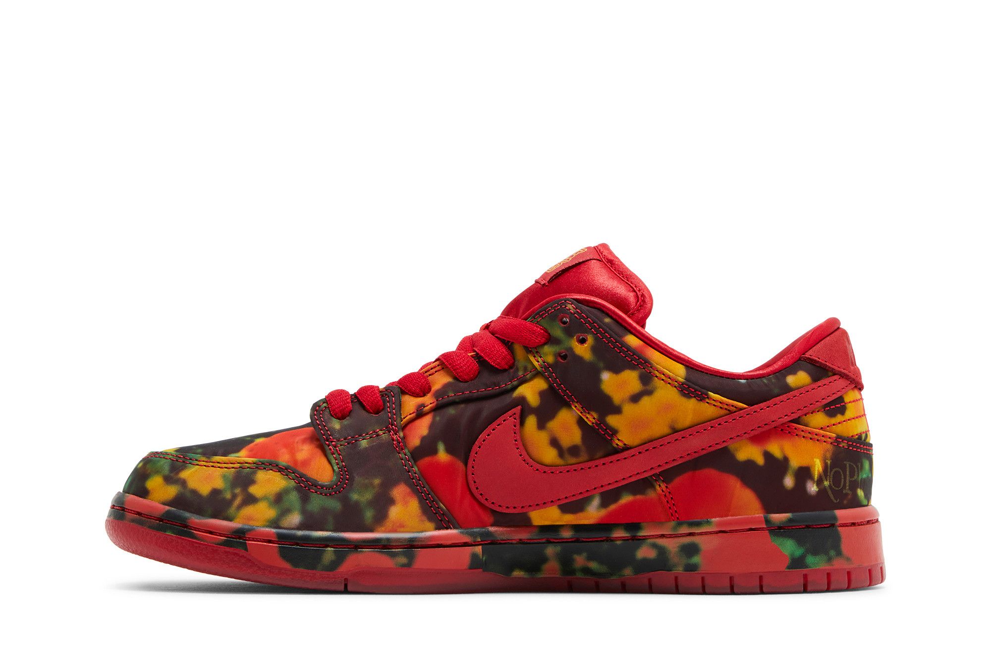 Deals on Men's The Wizard of Oz x Dunk Low SB 'Poppy Field' on