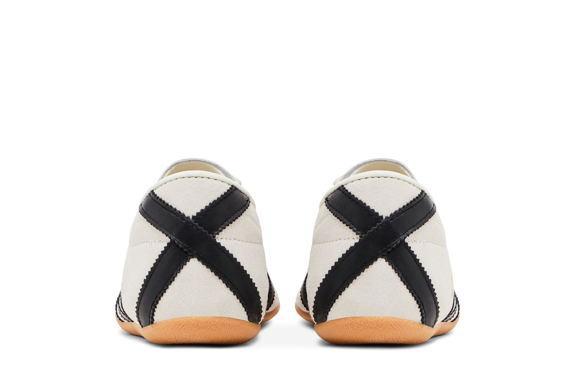 Deals on Women's Tokyo 'Off White Black Gum' on Sneakers.com