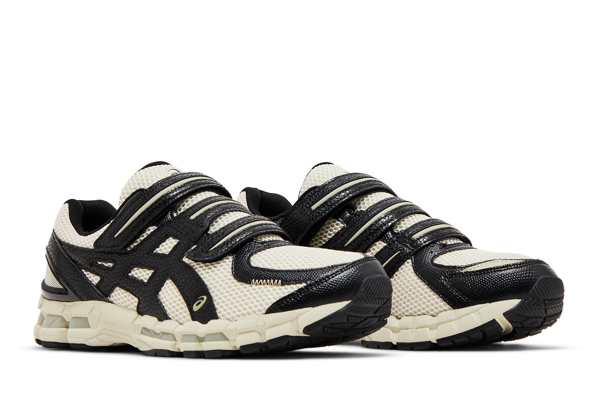 ASICS‎ GEL-Kayano 20 Bone Black White Running Shoes Men’s Size 10 NEW ASICS GEL-KAYANO 20 BLACK/PURE SILVER INSANE PAIR ON FOOT  main image 3