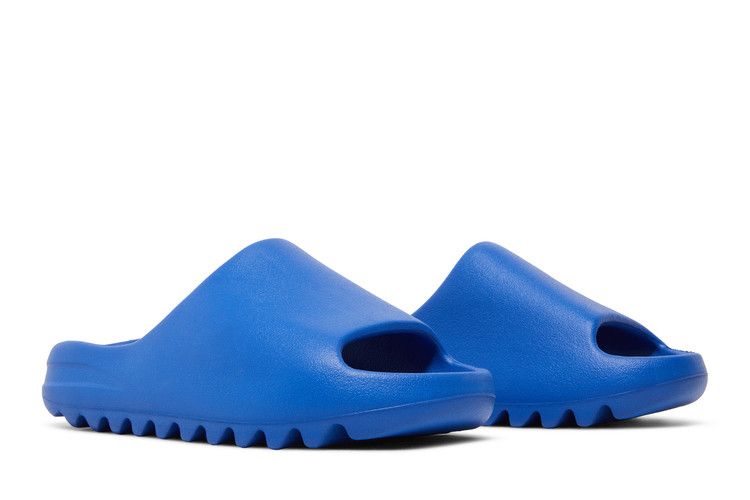 Deals on Men's Yeezy Slides 'Azure' on Sneakers.com