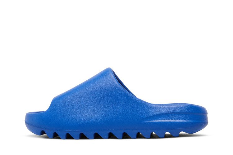 Deals on Men's Yeezy Slides 'Azure' on Sneakers.com