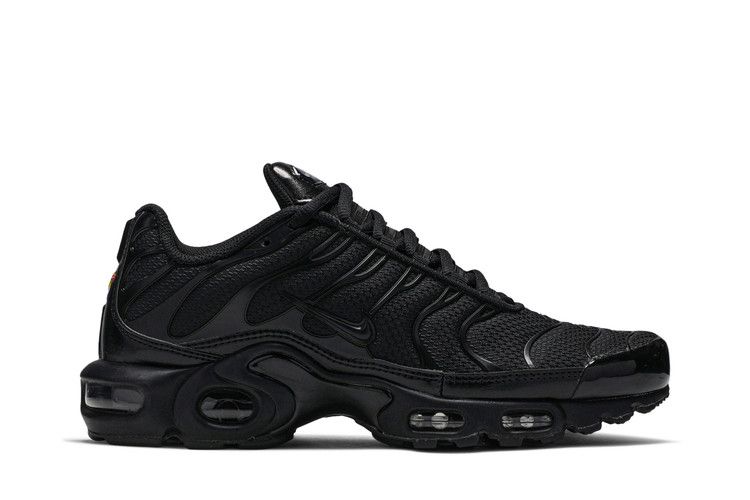 Deals on Men's Air Max Plus 'Triple Black' on Sneakers.com