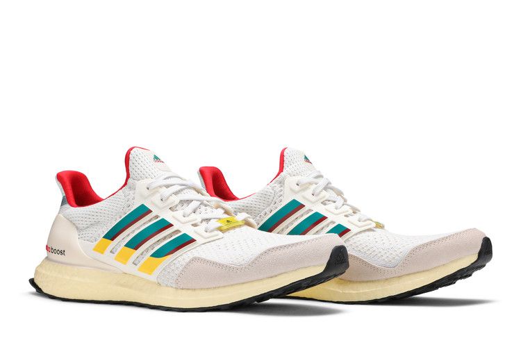 Deals on Men's Men's UltraBoost 1.0 DNA 'ZX 6000' on Sneakers.com