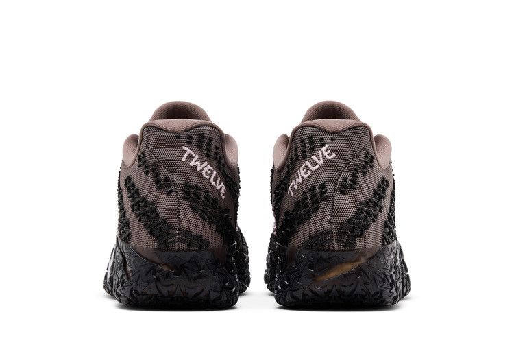 Deals on Men's Ja 3 EP 'Showstopper' on Sneakers.com