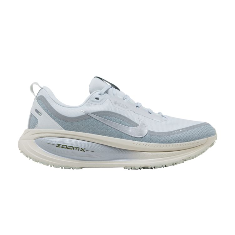 Nike Men's Vomero 18 GORE-TEX Reflective 'Pure Platinum Metallic Silver' | Grey Running Shoes | Size 9